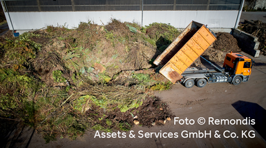 Bioabfälle in Biogas- und Kompostwerk